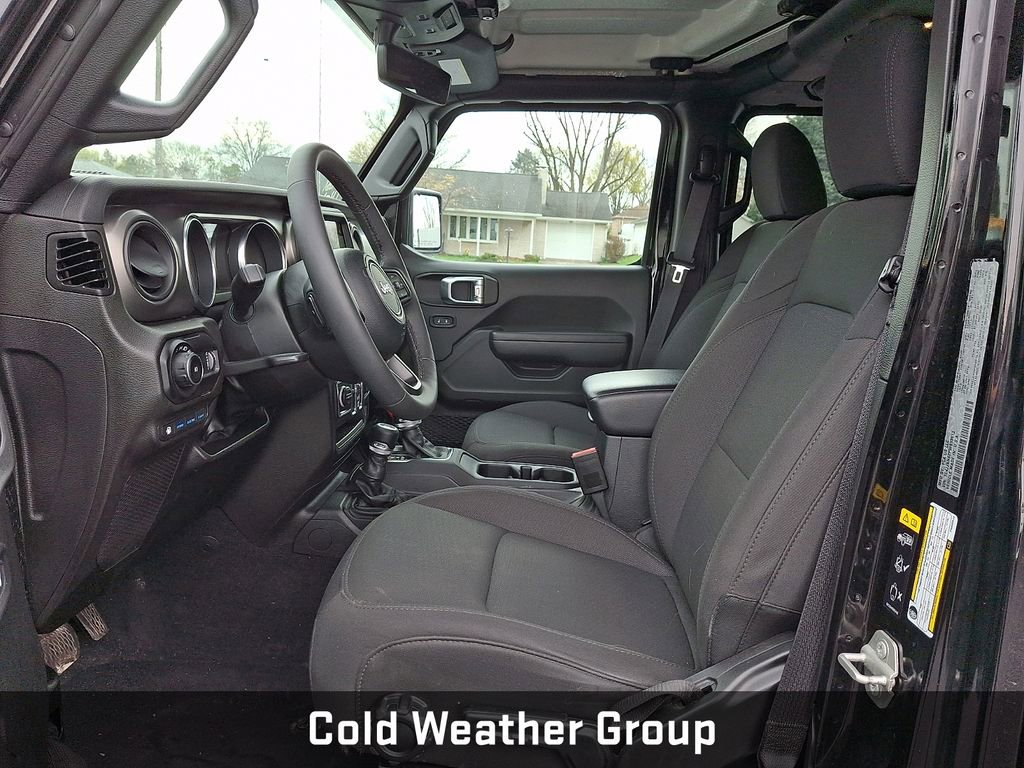 Used 2023 Jeep Wrangler Unlimited w/ Cold Weather Group image 14