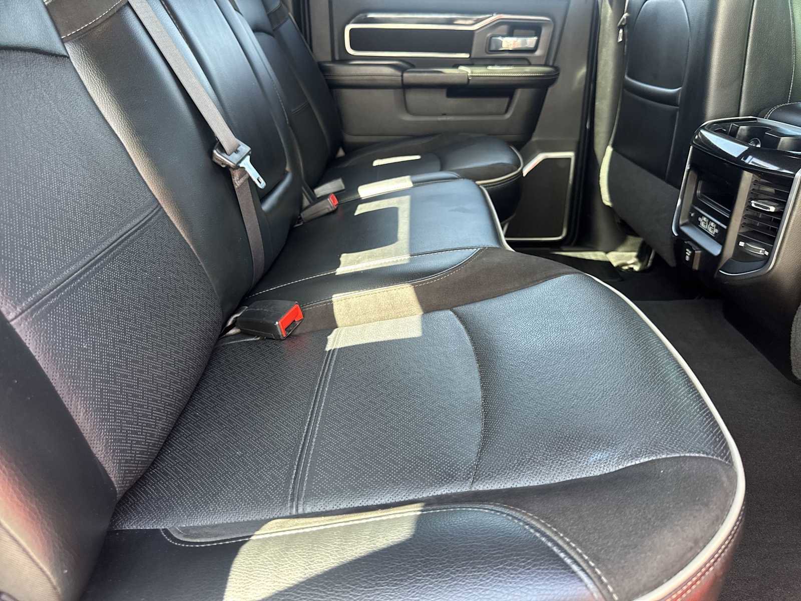 Used 2021 RAM 2500 Laramie AWD/4WD image 17