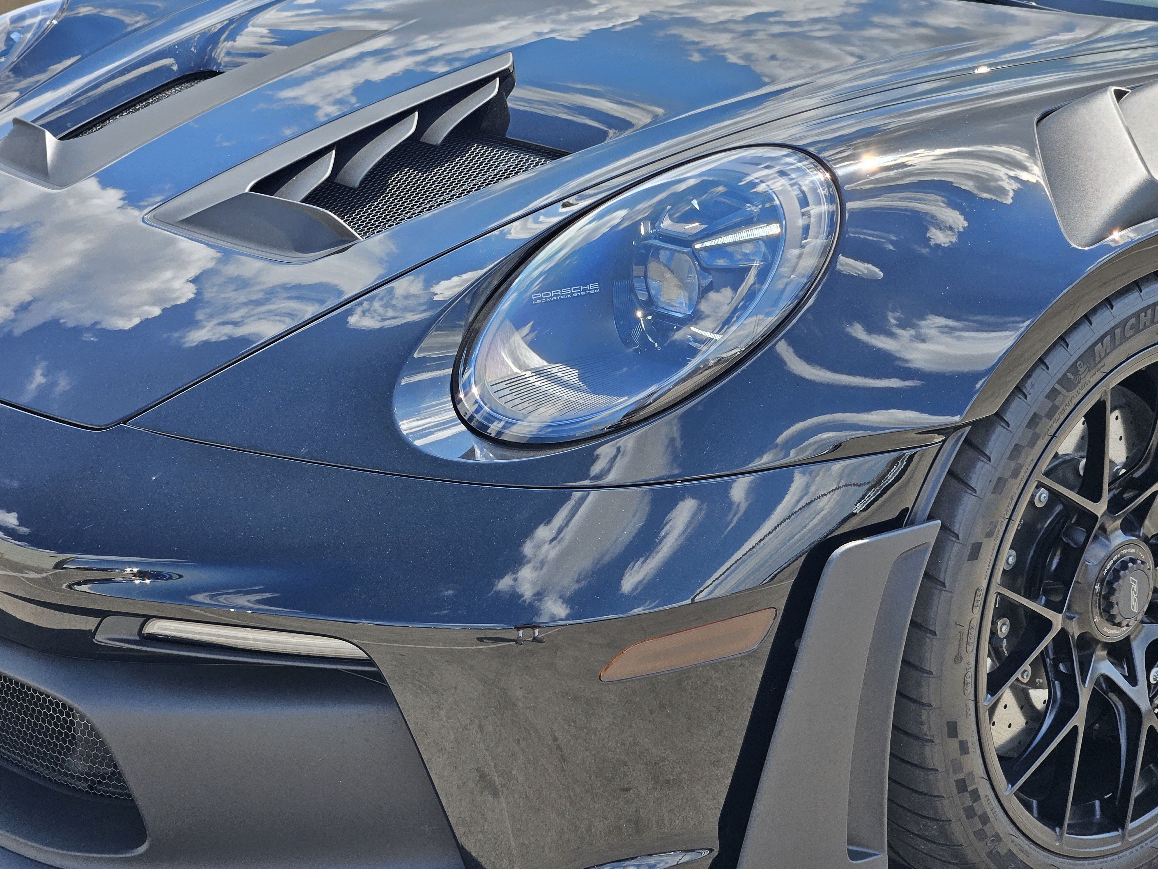 Certified 2025 Porsche 911 GT3 RS RWD image 12