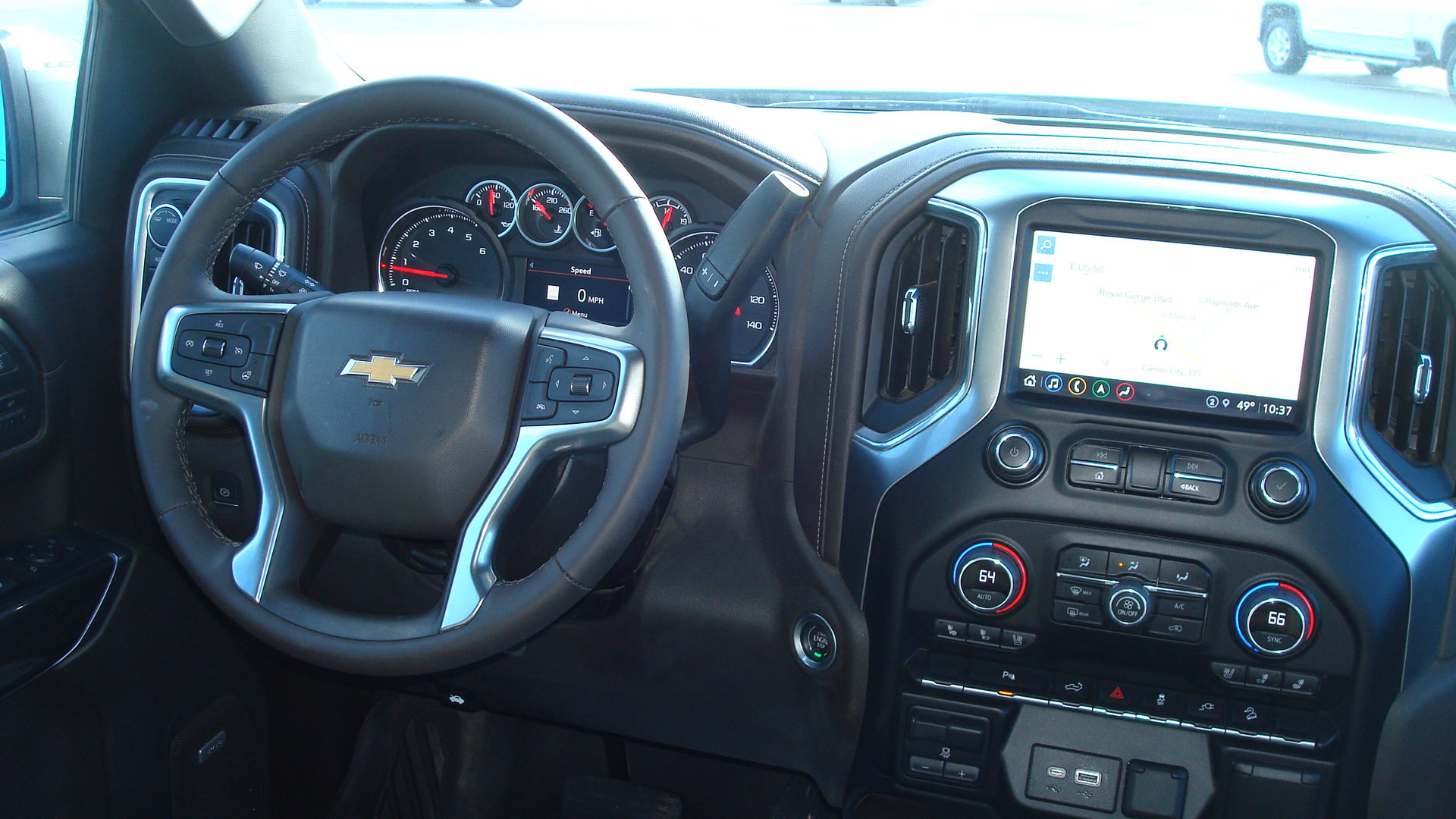 Used 2022 Chevrolet Silverado 1500 LTZ AWD/4WD image 10