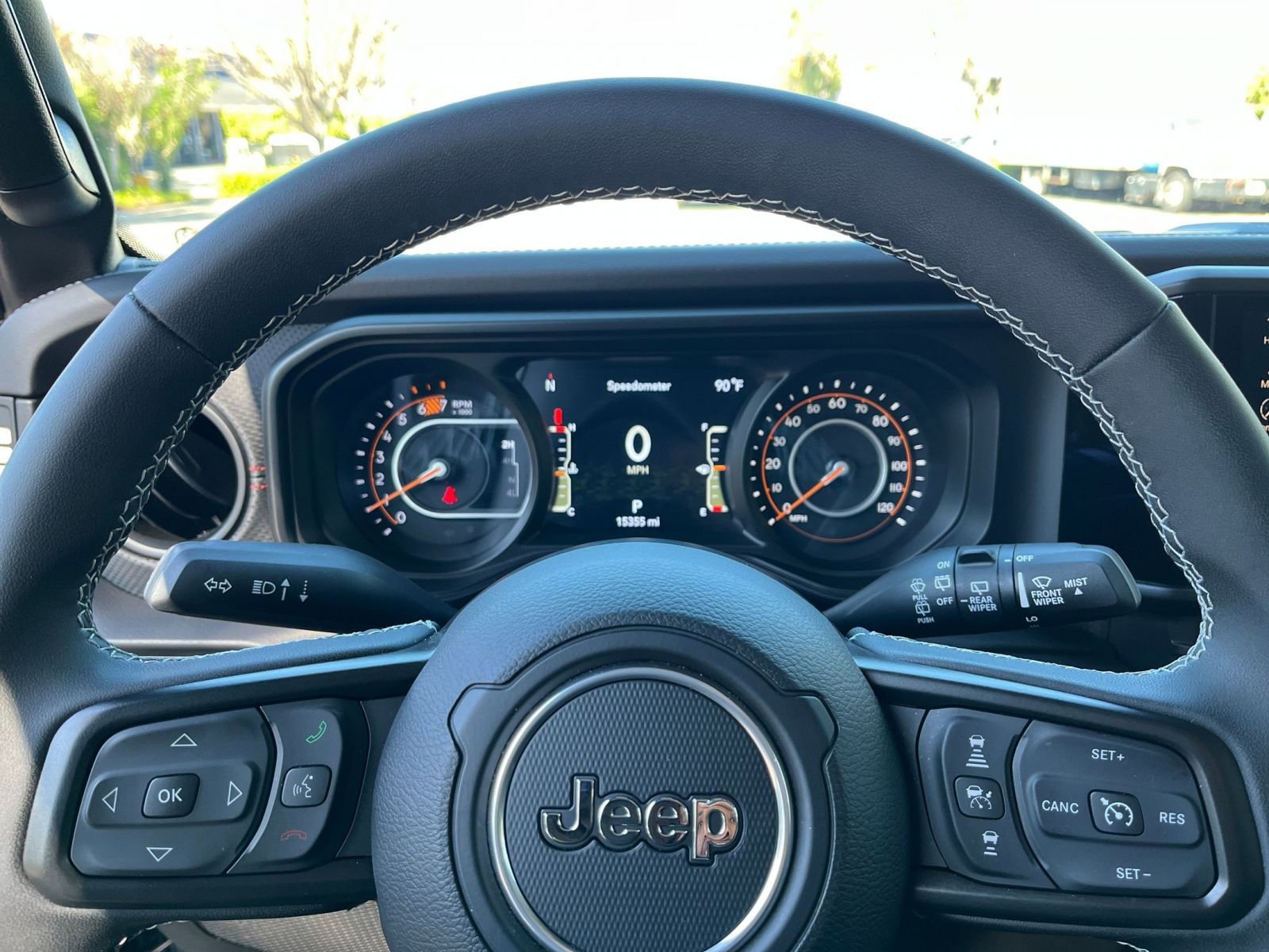 Used 2025 Jeep Wrangler Unlimited Rubicon image 27