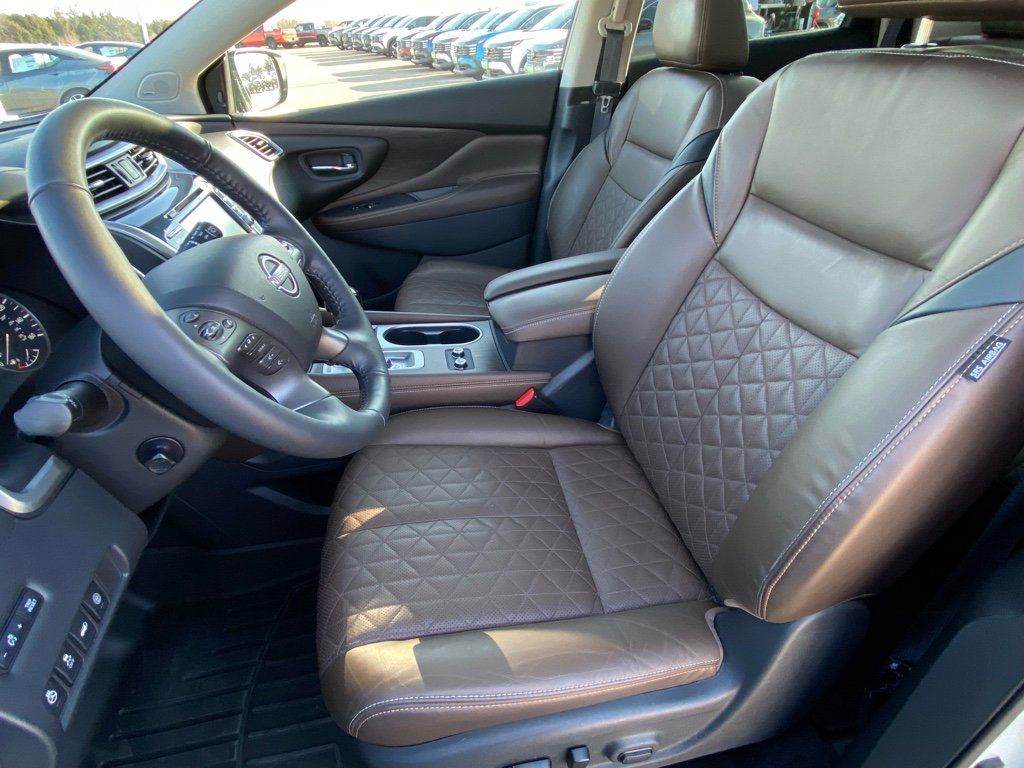 Used 2023 Nissan Murano Platinum w/ Cargo Package image 11
