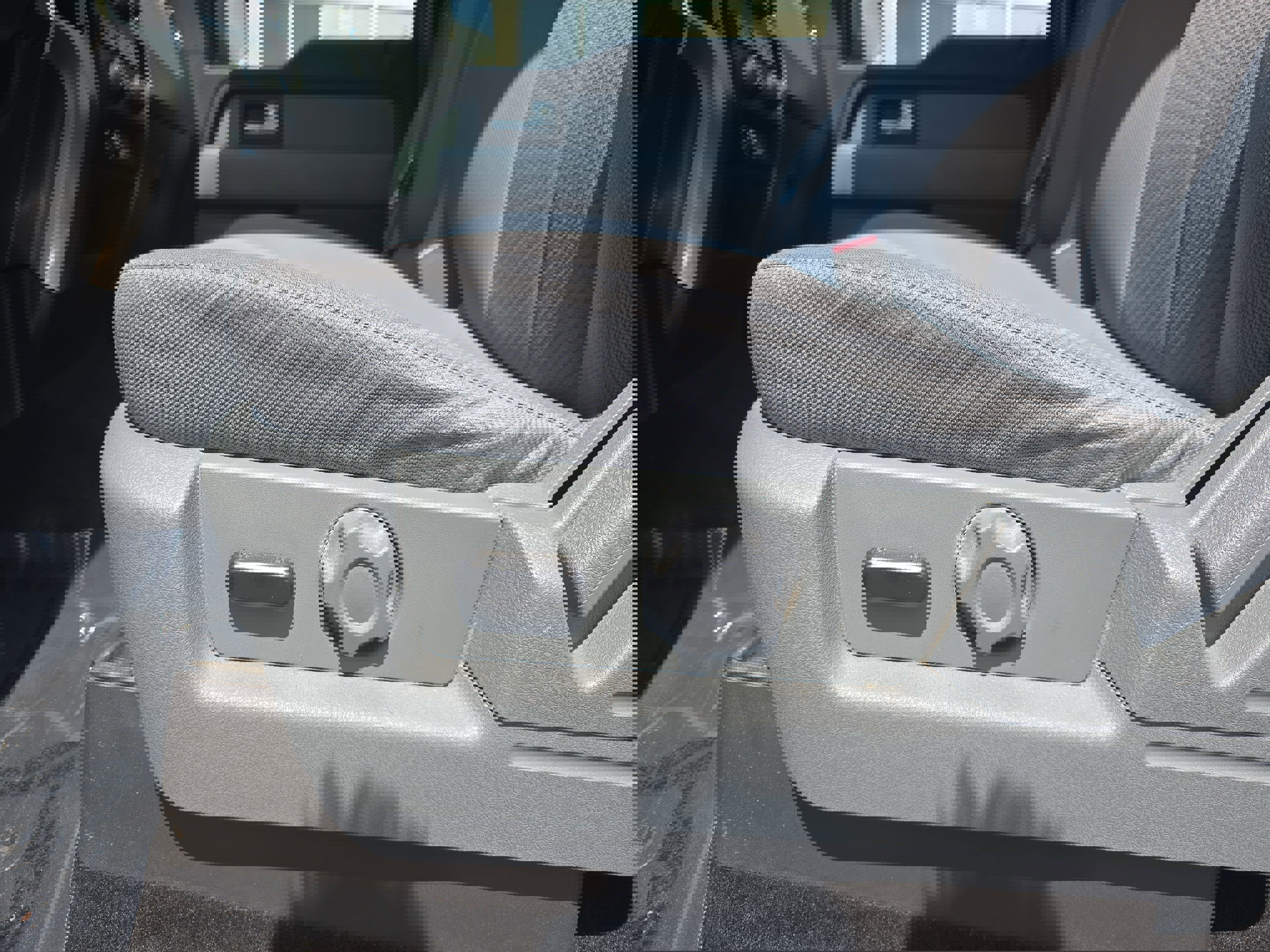 Used 2012 Ford F150 XLT w/ XLT Chrome Pkg image 26