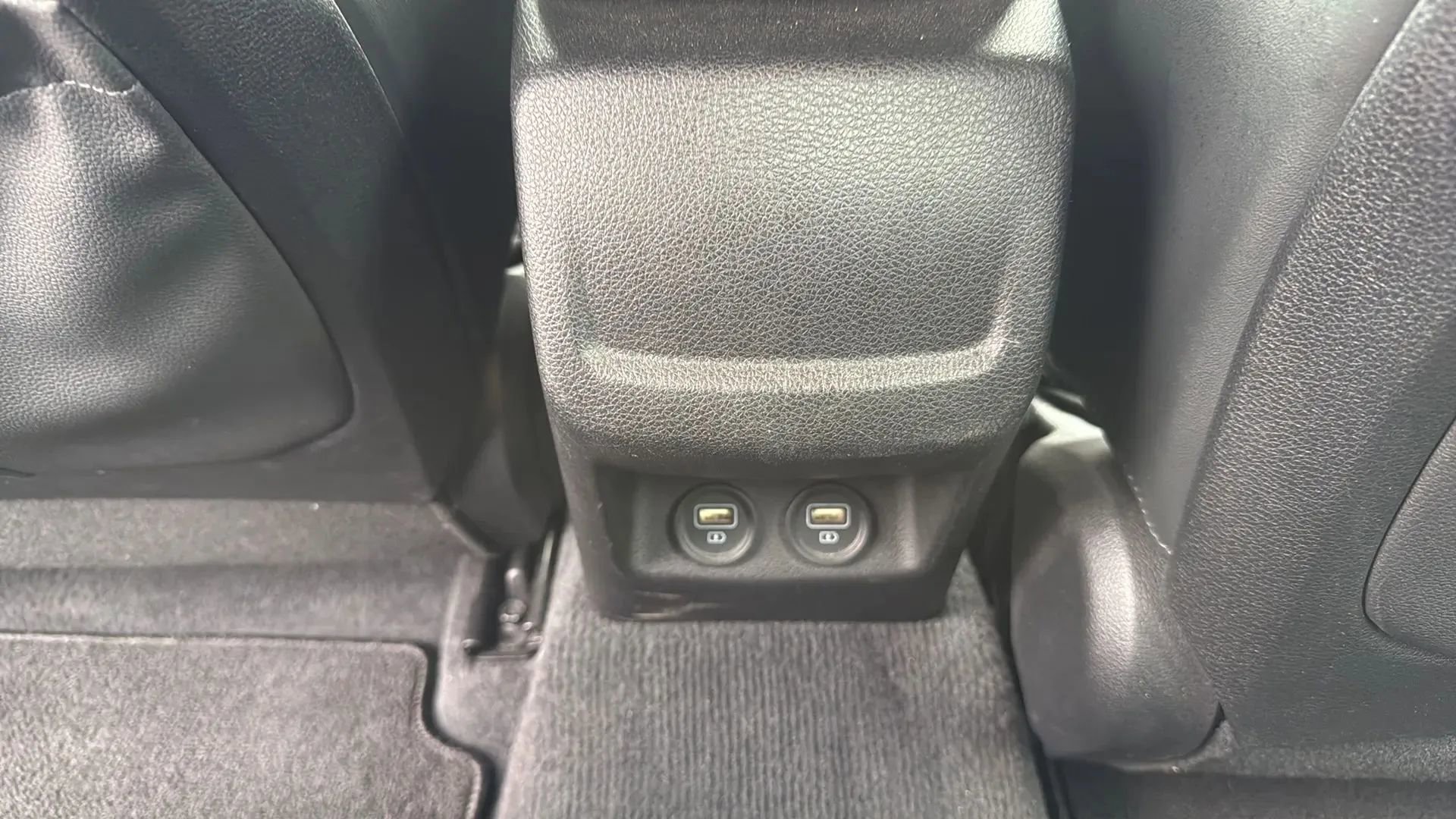 Used 2022 Kia K5 GT-Line FWD image 28