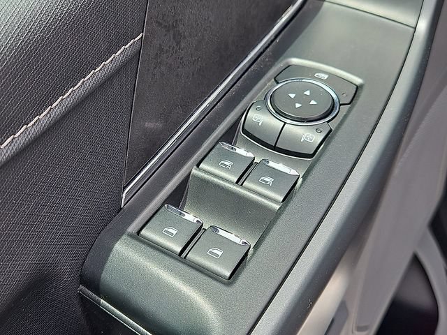 Used 2025 Ford F150 XLT w/ Equipment Group 301A Standard AWD/4WD image 13