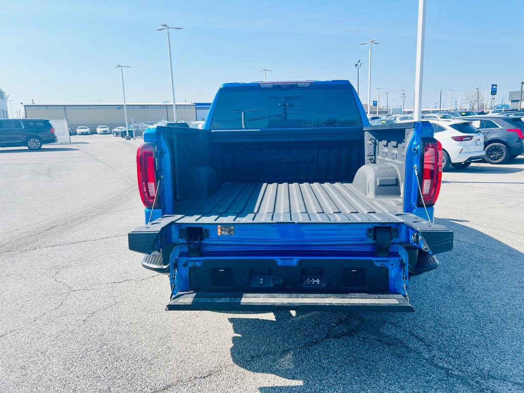 Used 2024 GMC Sierra 1500 AT4X image 12