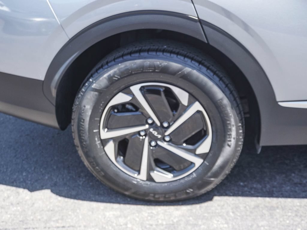 Certified 2023 Kia Sportage LX AWD/4WD image 9