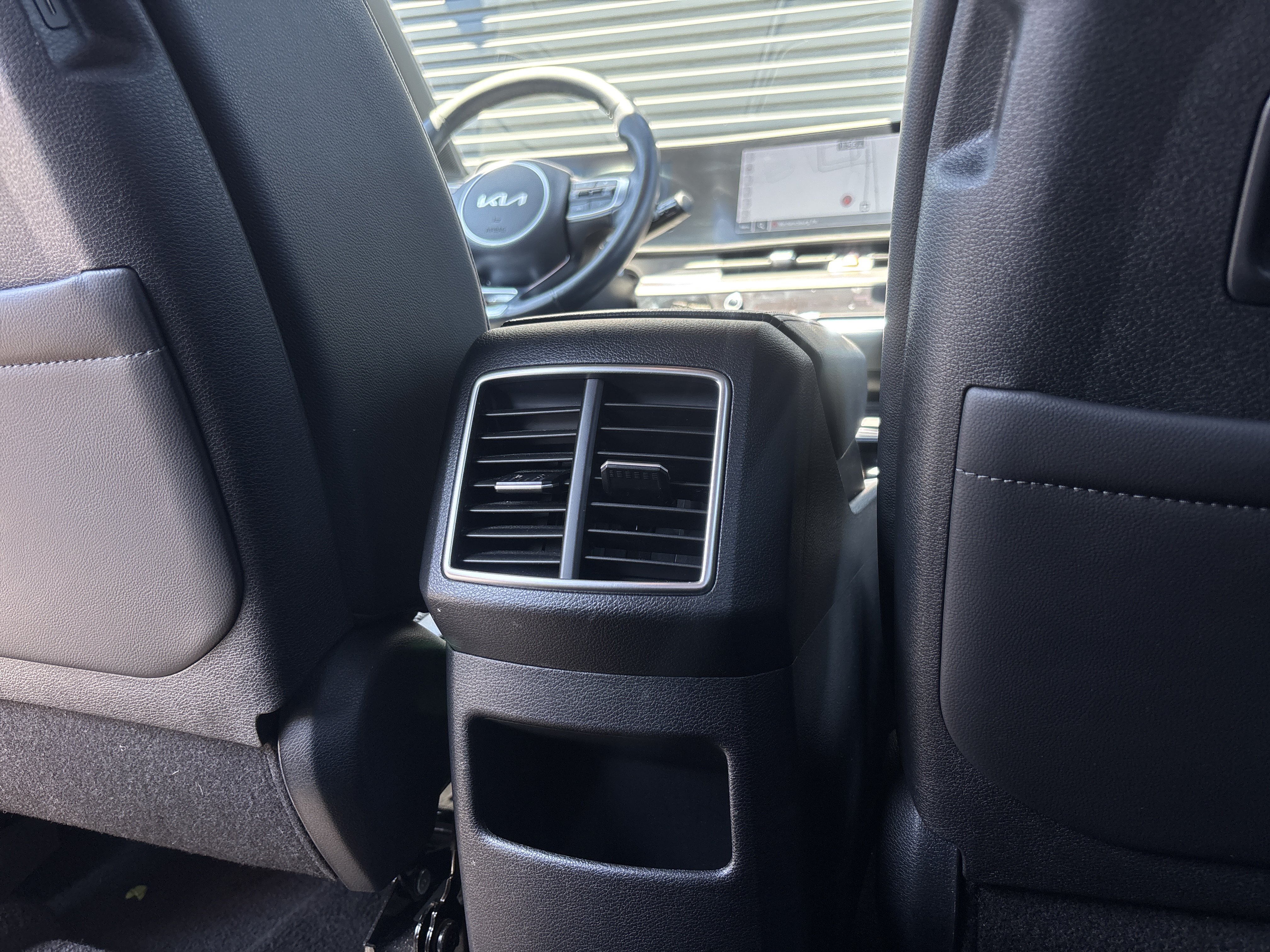 Used 2025 Kia Sportage X-Line AWD/4WD image 27