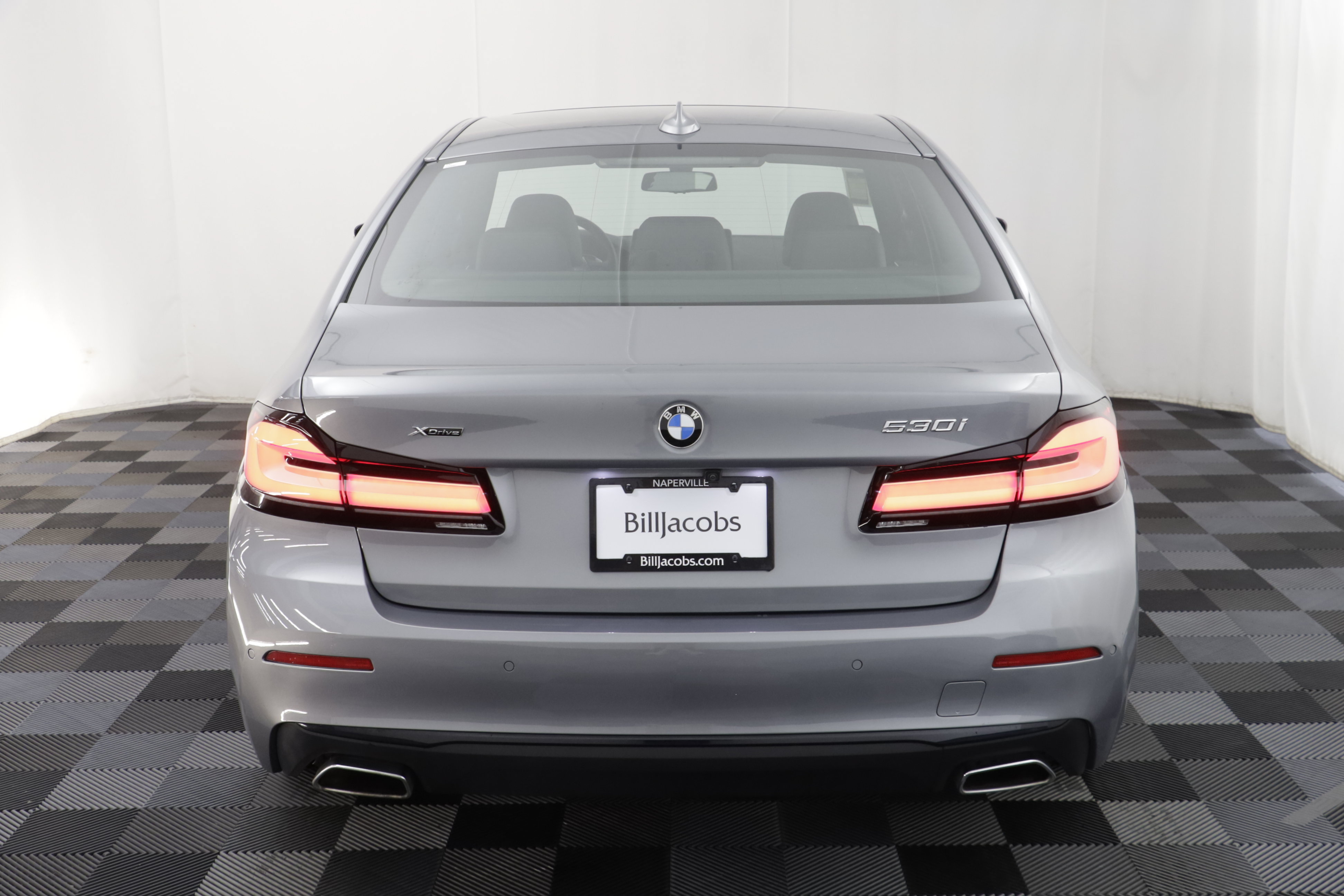 Used 2023 BMW 530i xDrive w/ Convenience Package AWD/4WD image 17