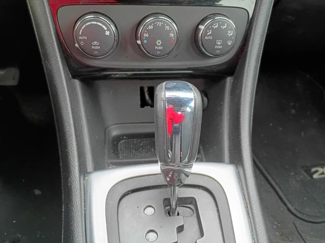 Used 2011 Chrysler 200 Touring image 14