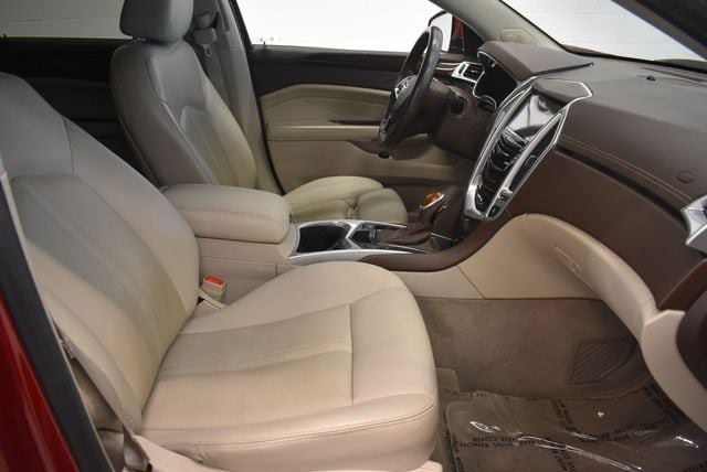 Used 2016 Cadillac SRX Luxury FWD image 19