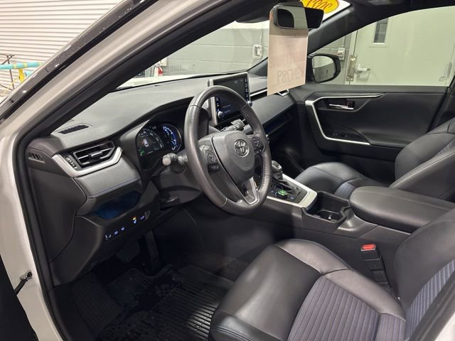 Used 2022 Toyota RAV4 XSE image 9
