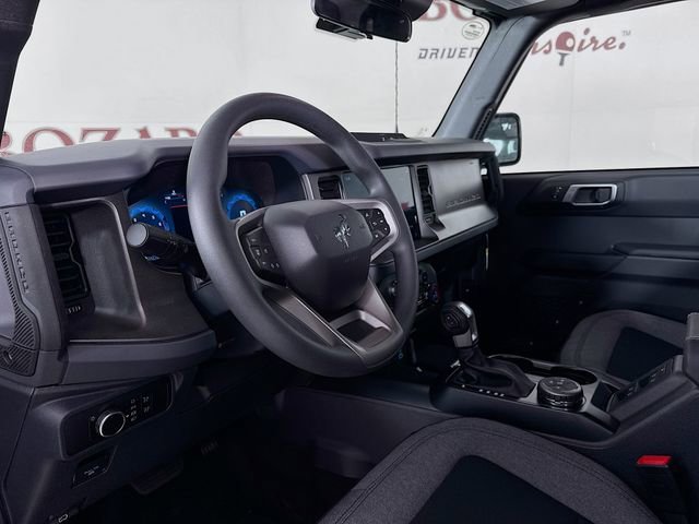New 2025 Ford Bronco 4-Door image 9