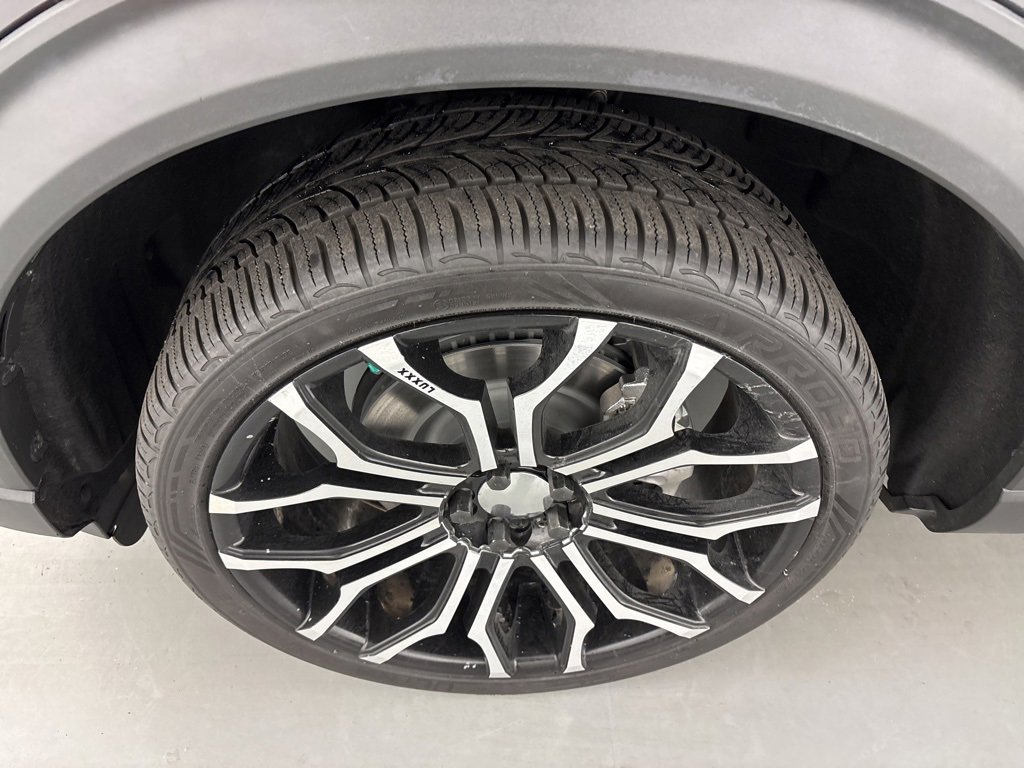 Used 2021 Ford Explorer ST image 11