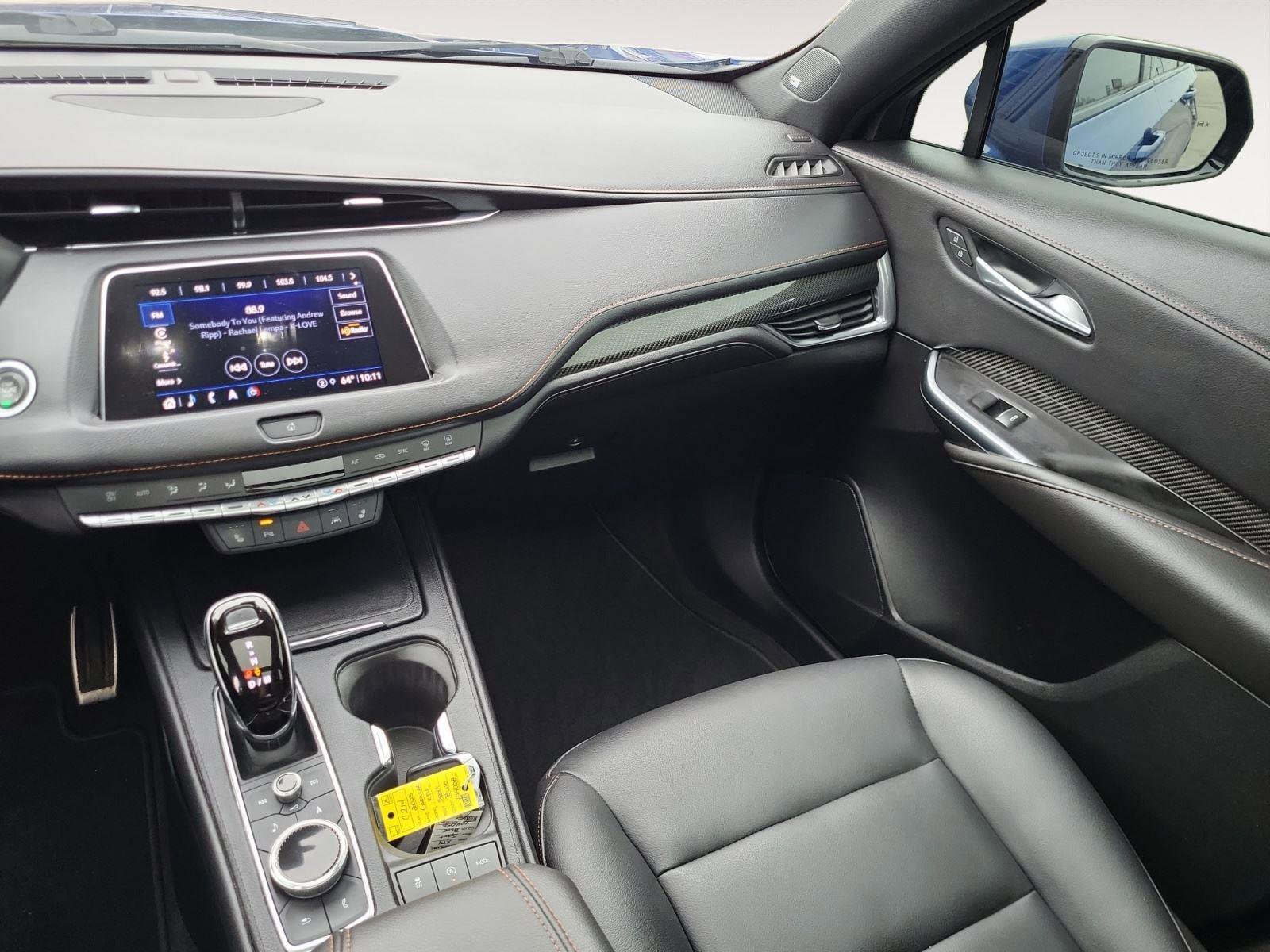Used 2023 Cadillac XT4 Sport image 12