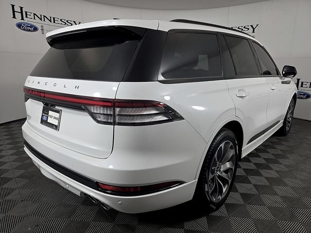 New 2026 Lincoln Aviator AWD w/ Jet Appearance Package image 5