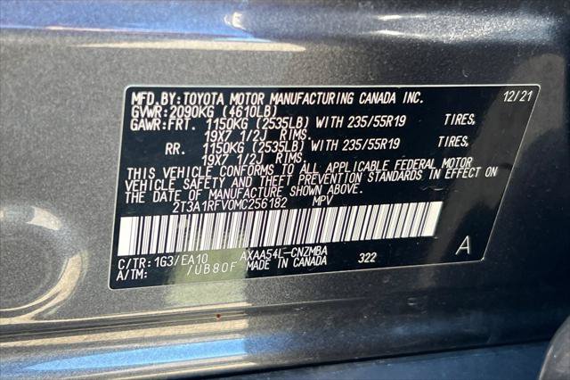 Certified 2021 Toyota RAV4 XLE Premium AWD/4WD image 35