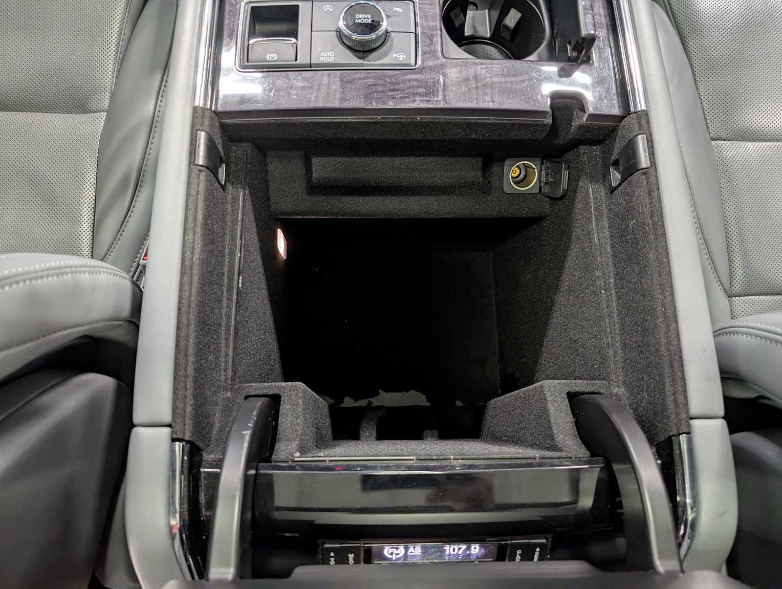 Used 2020 Lincoln Navigator L Reserve w/ Luxury Package AWD/4WD image 21