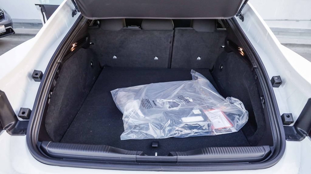 New 2026 Dodge Charger R/T w/ Blacktop Package AWD/4WD image 30