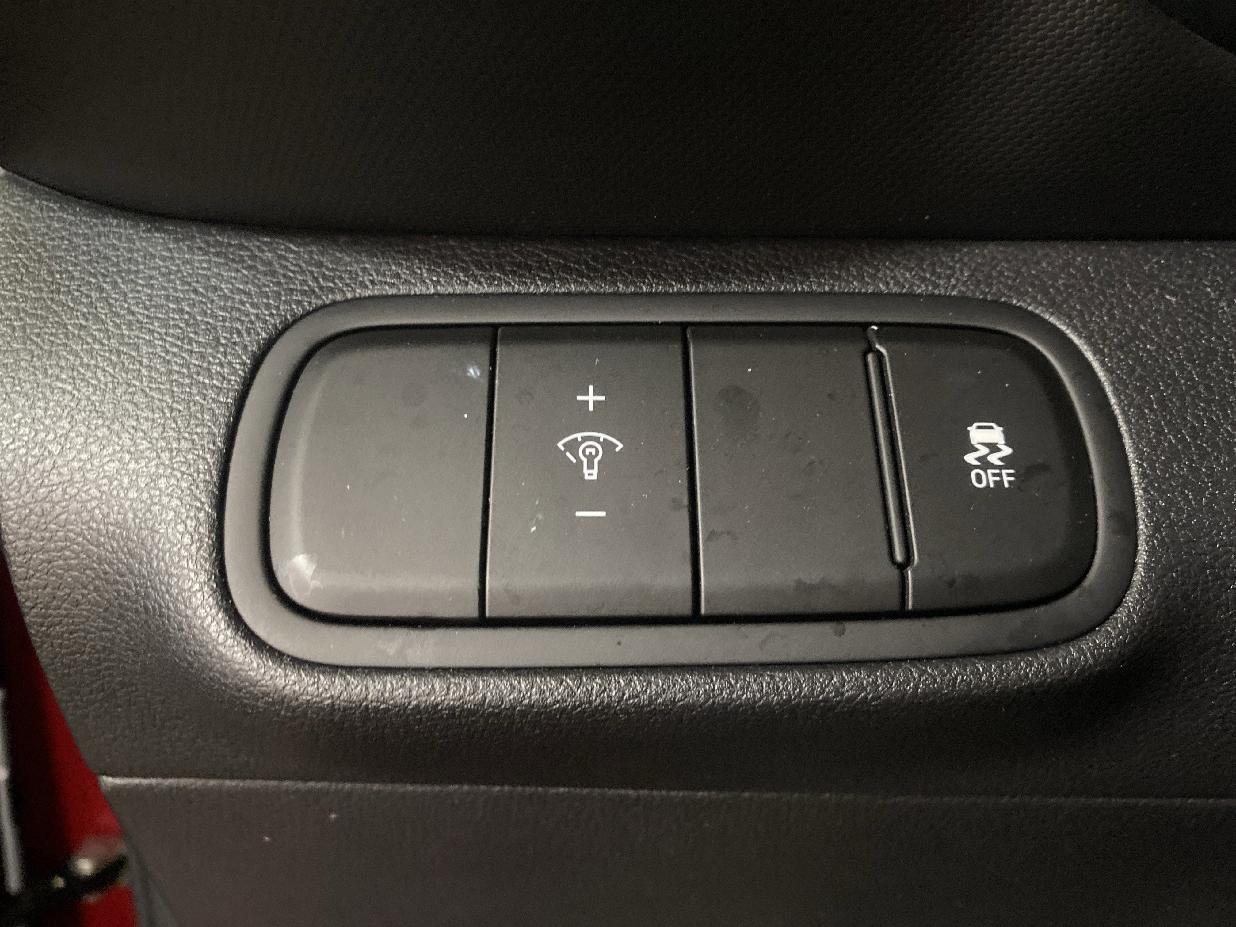 Used 2023 Hyundai Venue Limited w/ Cargo Package image 20