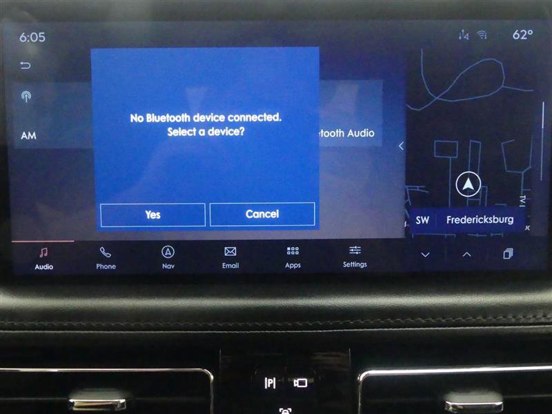 Used 2022 Lincoln Nautilus Reserve w/ Luxury Package image 13