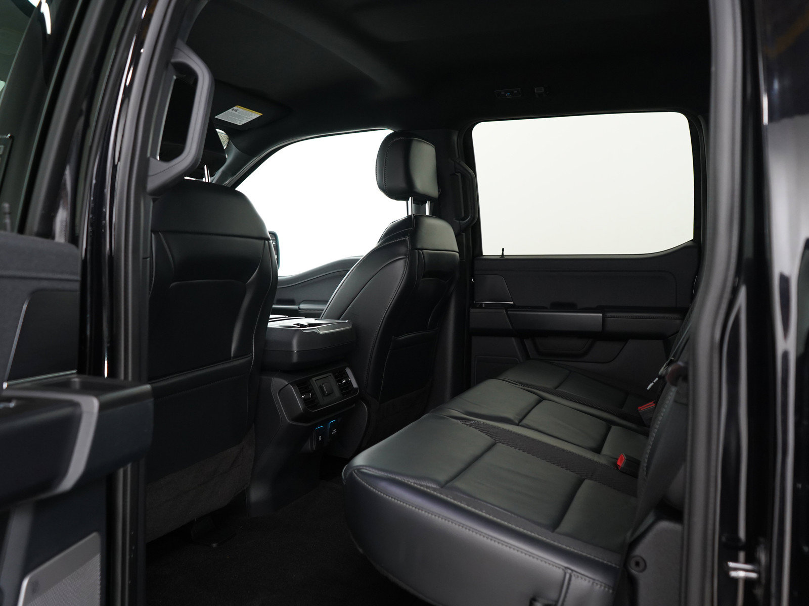 Used 2022 Ford F150 Raptor w/ Convenience Package AWD/4WD image 17