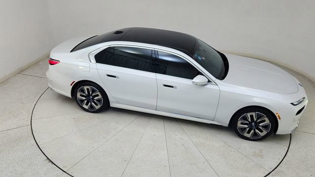 Used 2023 BMW i7 xDrive60 w/ Executive Package 2 image 80