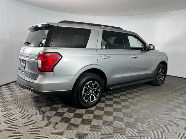 Used 2024 Ford Expedition XLT image 8
