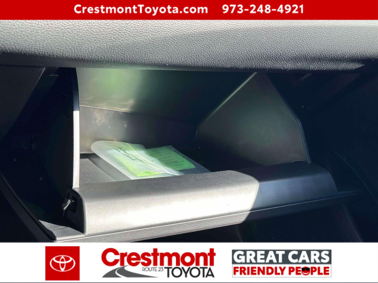 Certified 2025 Toyota Corolla SE image 28