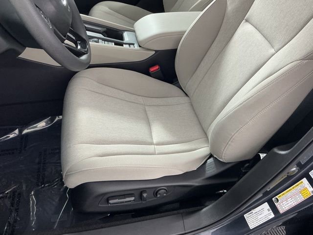 Used 2025 Honda Accord SE image 8