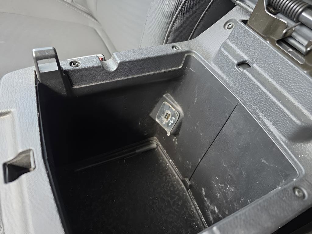 Used 2023 Jeep Wrangler Willys image 27