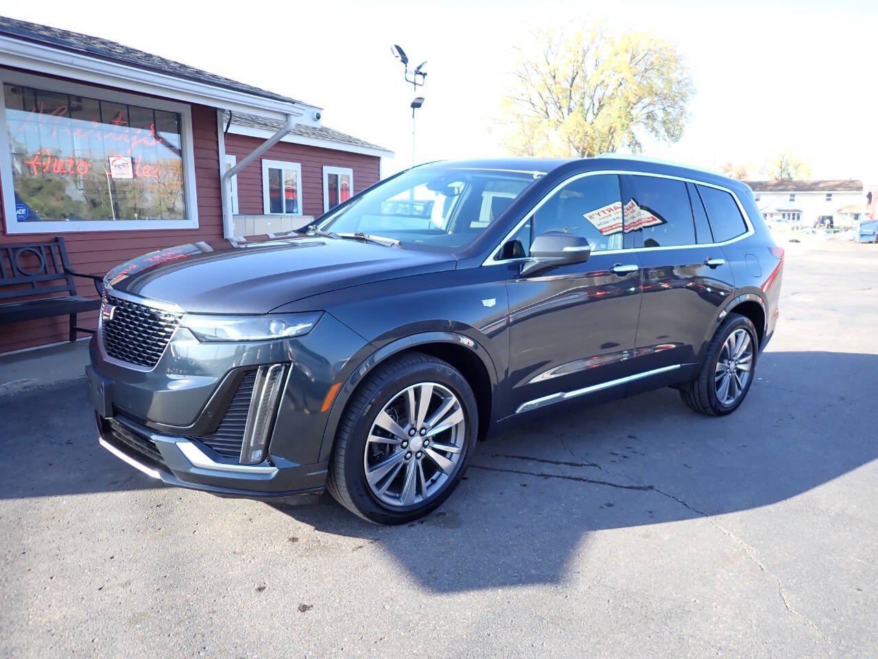Used 2021 Cadillac XT6 Premium Luxury AWD/4WD image 3