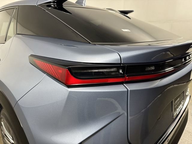 Used 2023 Lexus RZ 450e Premium w/ Accessory Package (2T) image 33