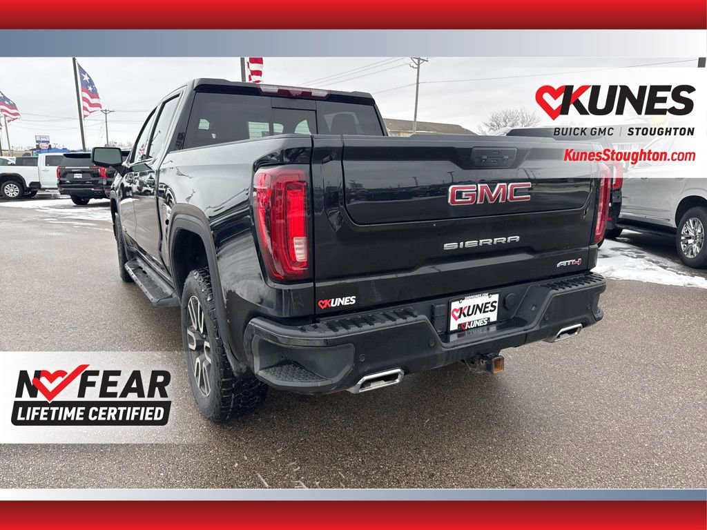 Used 2023 GMC Sierra 1500 AT4 w/ Technology Package image 9