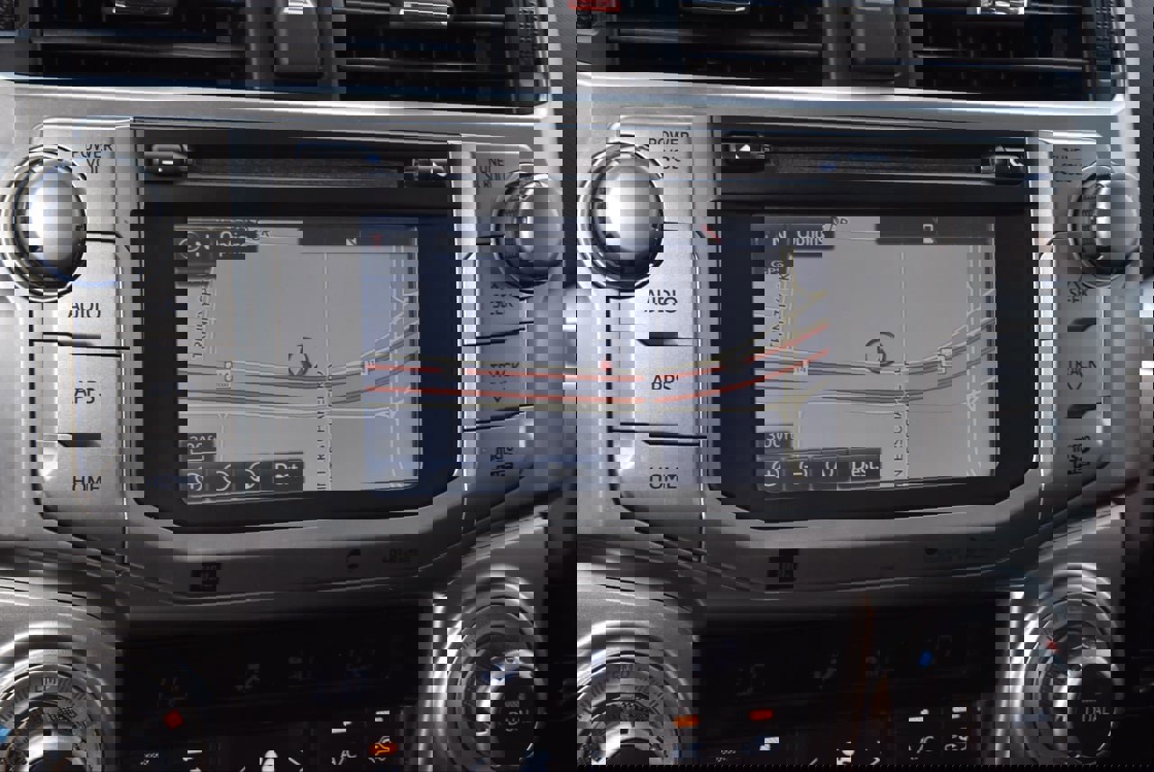 Used 2015 Toyota 4Runner Limited image 26