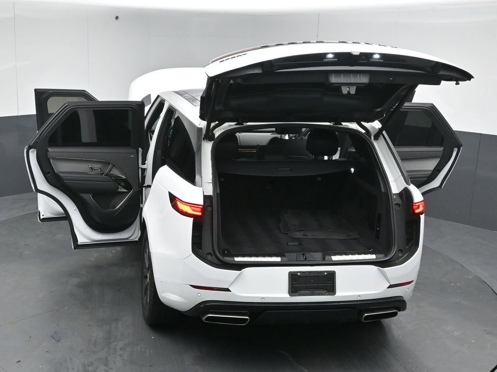 Used 2024 Land Rover Range Rover Sport Dynamic SE image 52