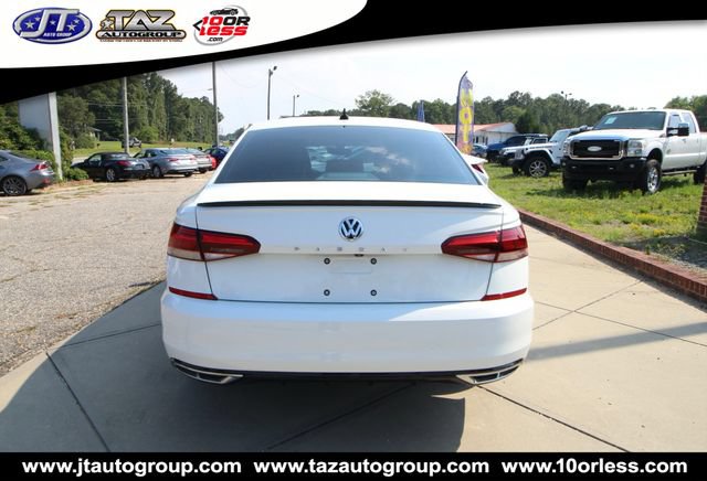 Used 2021 Volkswagen Passat 2.0T R-Line FWD image 6