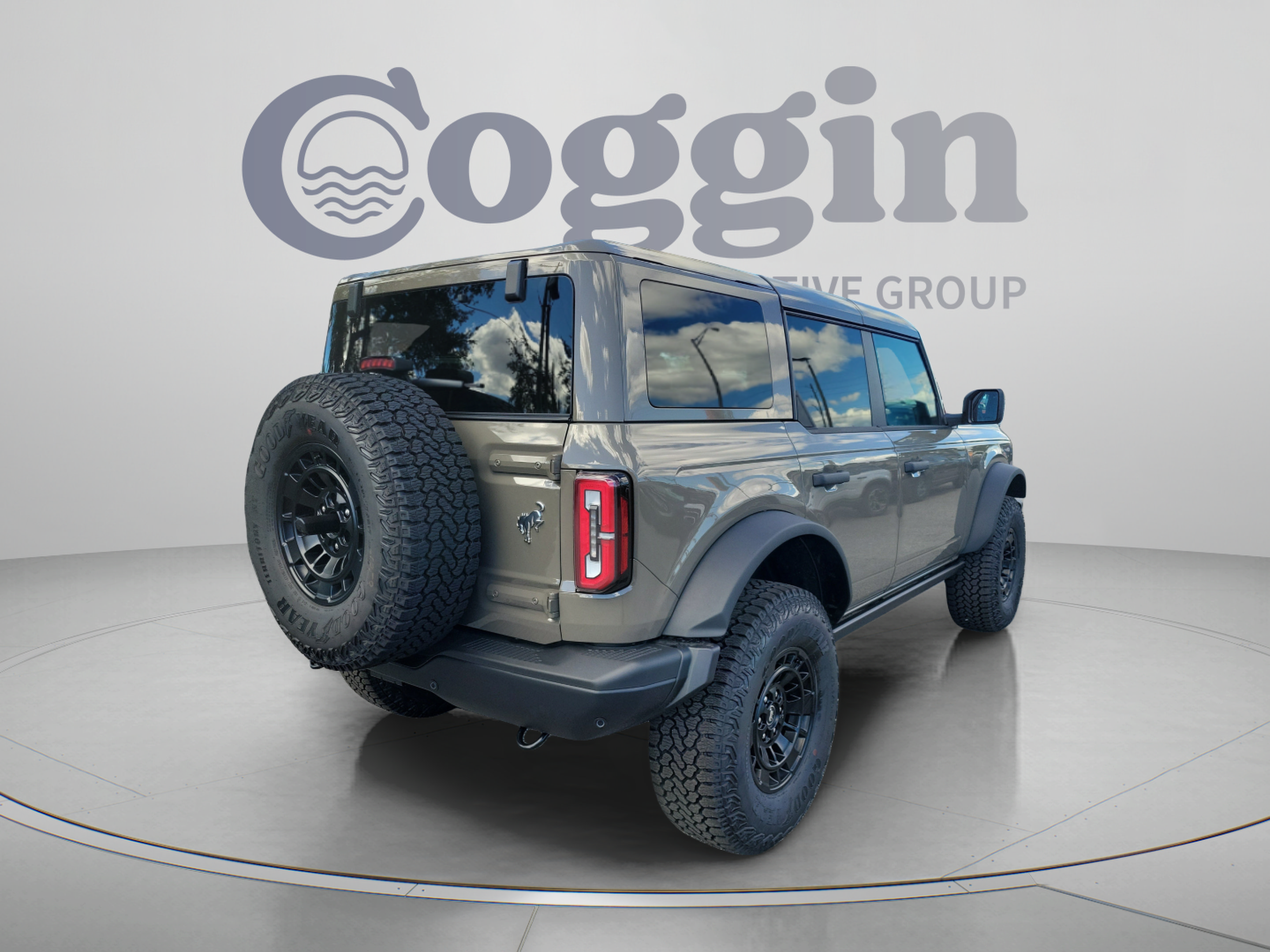 New 2026 Ford Bronco Badlands AWD/4WD image 3