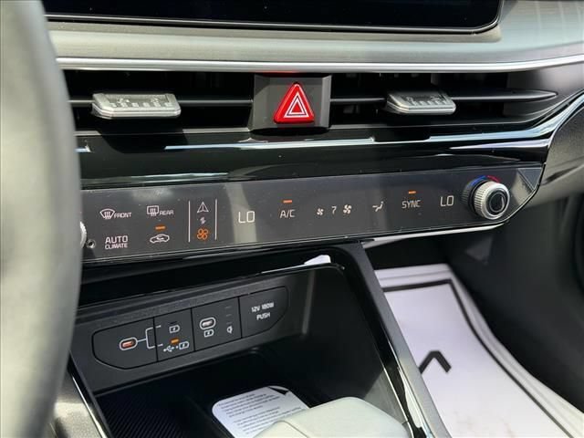 New 2026 Kia K5 GT-Line AWD/4WD image 17