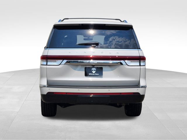 Certified 2023 Lincoln Navigator L Reserve AWD/4WD image 8