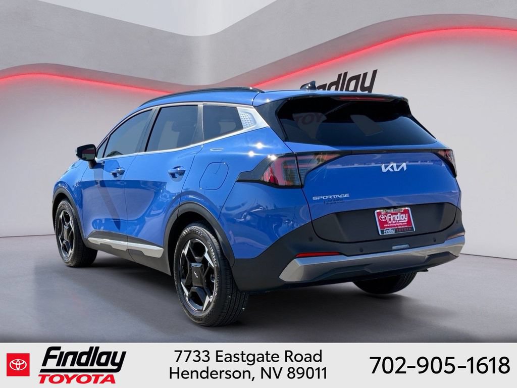 Used 2026 Kia Sportage EX w/ EX Panorama Roof Package FWD image 2
