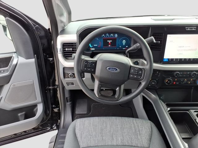 New 2026 Ford F250 XLT w/ XLT Premium Package AWD/4WD image 10