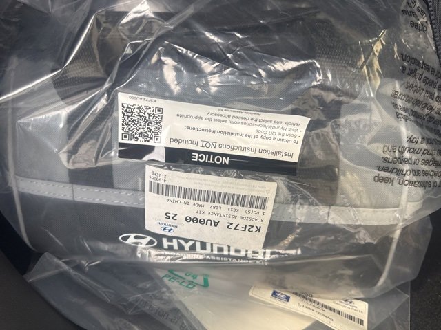 Used 2025 Hyundai Santa Fe SEL w/ Tow & Go Package image 22