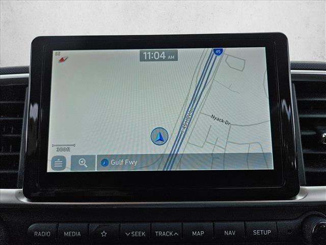 Used 2021 Hyundai Venue FWD image 15