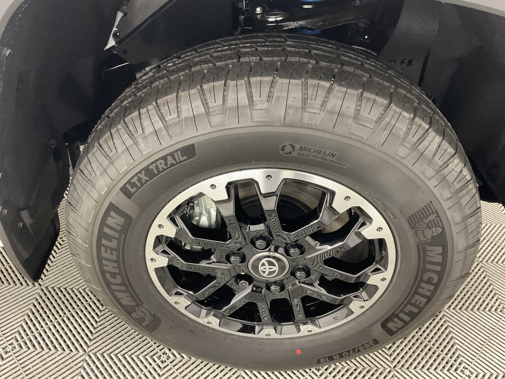 New 2026 Toyota Tundra SR5 w/ TRD Off-Road Package AWD/4WD image 10