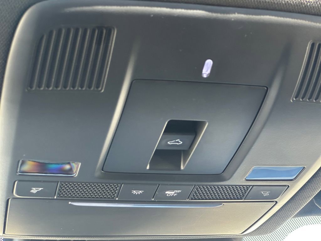 Used 2025 MAZDA CX-5 Signature image 19