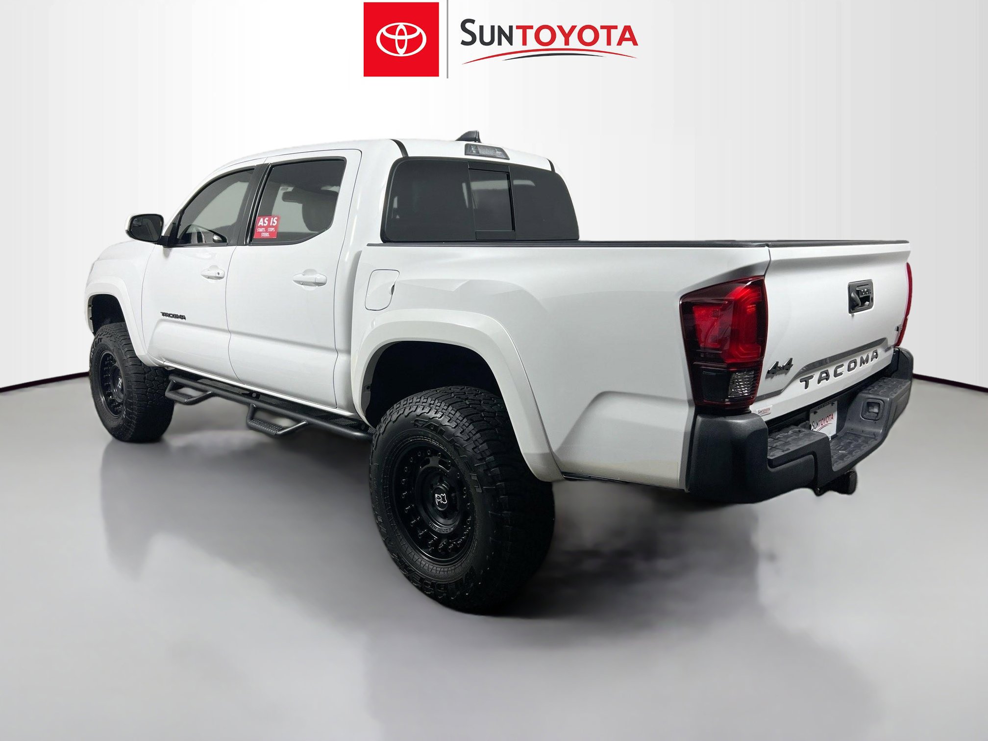 Used 2021 Toyota Tacoma SR5 AWD/4WD image 6