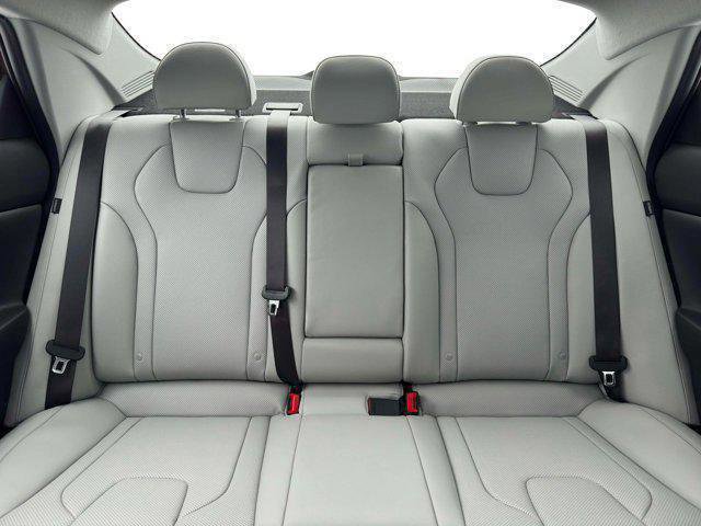 New 2026 Hyundai Elantra Limited FWD image 16