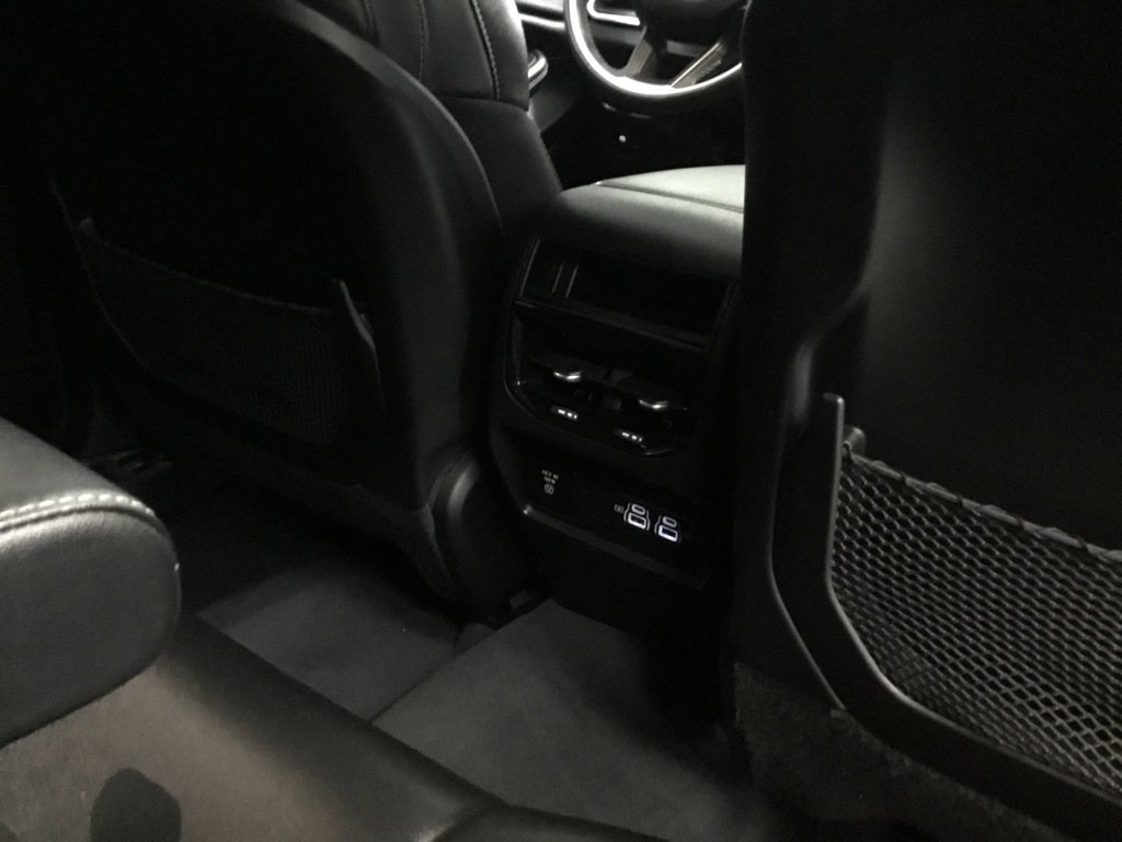 Used 2023 Jeep Grand Cherokee Altitude AWD/4WD image 20