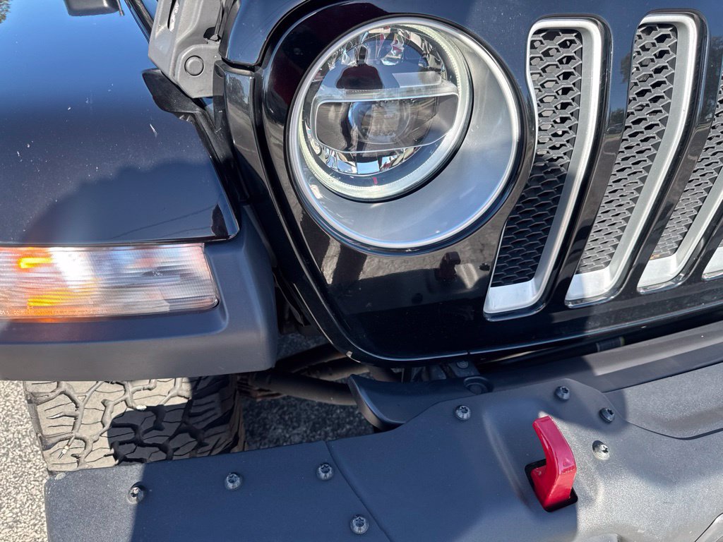 Used 2019 Jeep Wrangler Unlimited Sahara w/ Uconnect 4C Nav & Sound Group AWD/4WD image 51